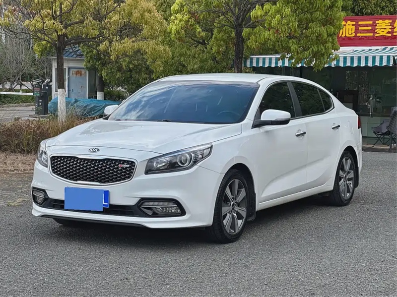 Kia K4