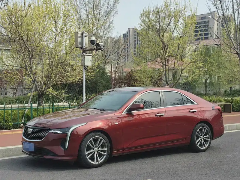 Cadillac CT4