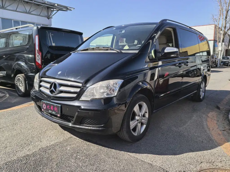 Mercedes-Benz Viano