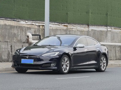 Tesla Model S 2014