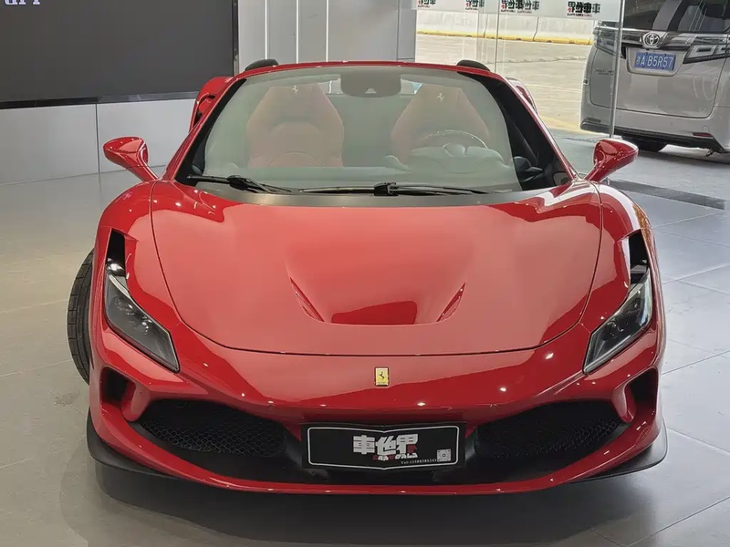 Ferrari F8