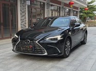 Lexus ES 2025