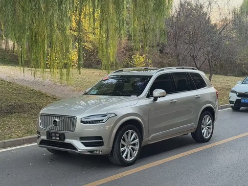 Volvo XC90 2016