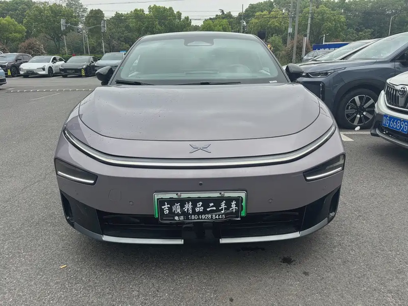 XPeng P7