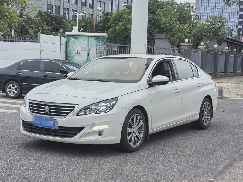 Peugeot 408