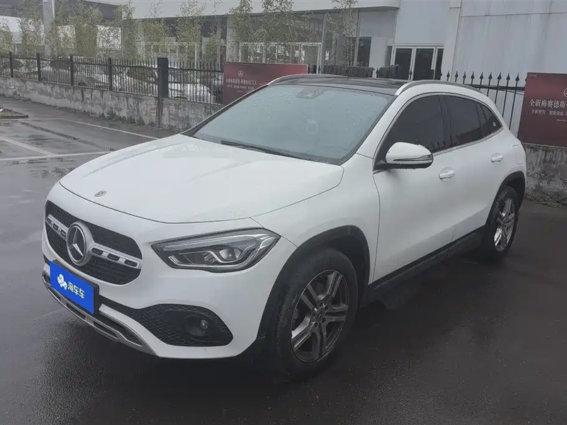 Mercedes-Benz GLA-Class