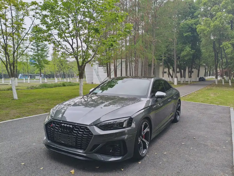 Audi RS5
