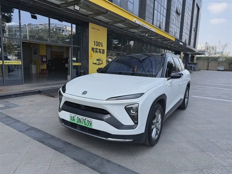 NIO ES6