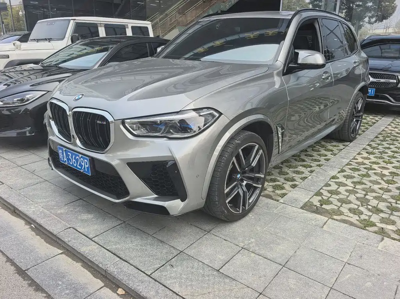 BMW X5M