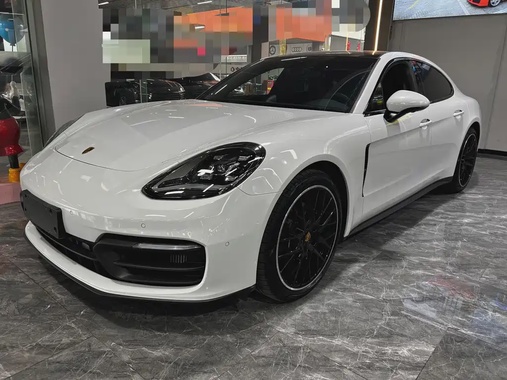Porsche Panamera 2023
