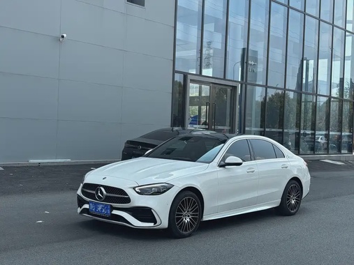 Mercedes-Benz C-Class 2024