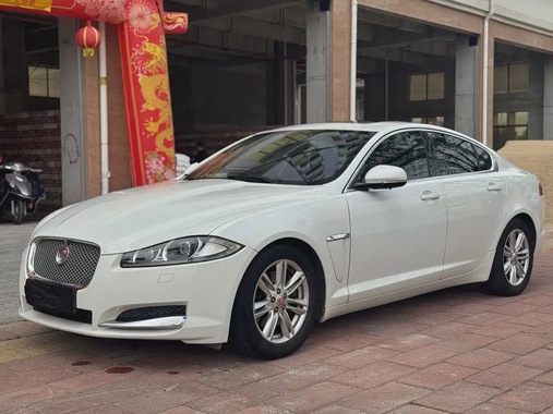 Jaguar XF 2014