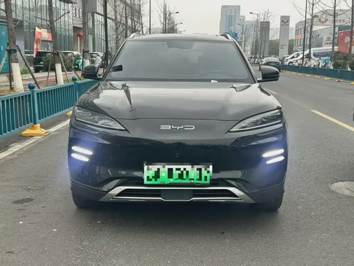 BYD PLUS 2024