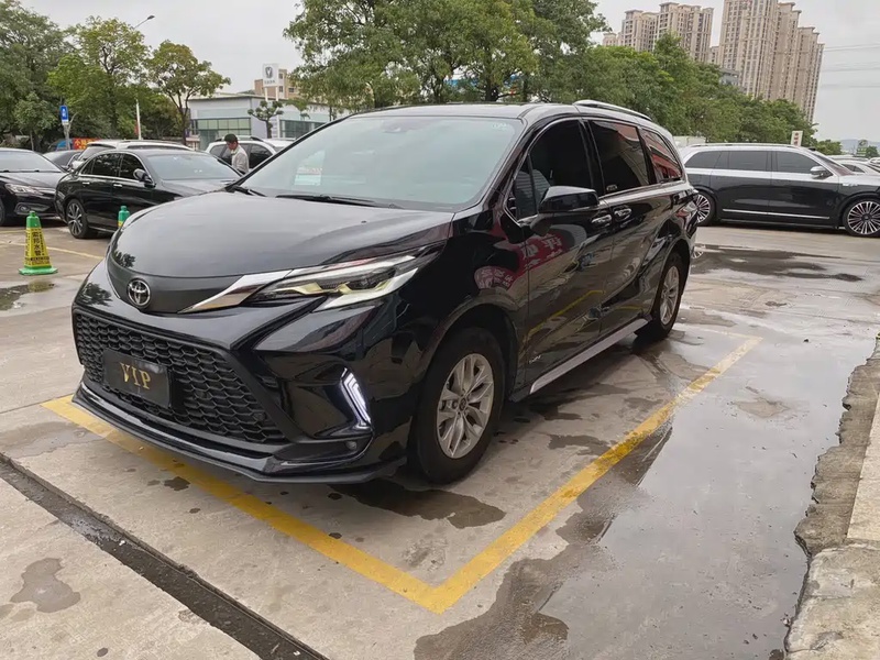 Toyota Granvia