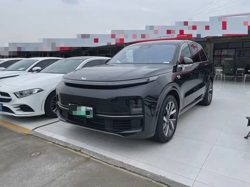 Li Auto L8