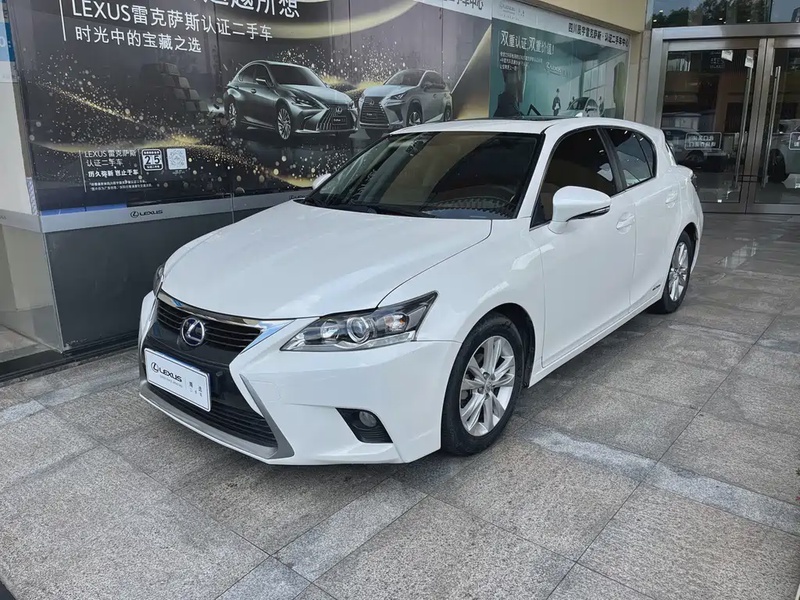 Lexus CT