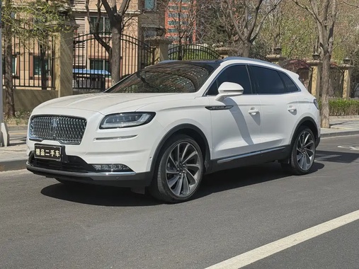 Lincoln Nautilus 2021