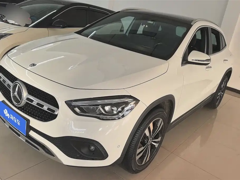 Mercedes-Benz GLA-Class