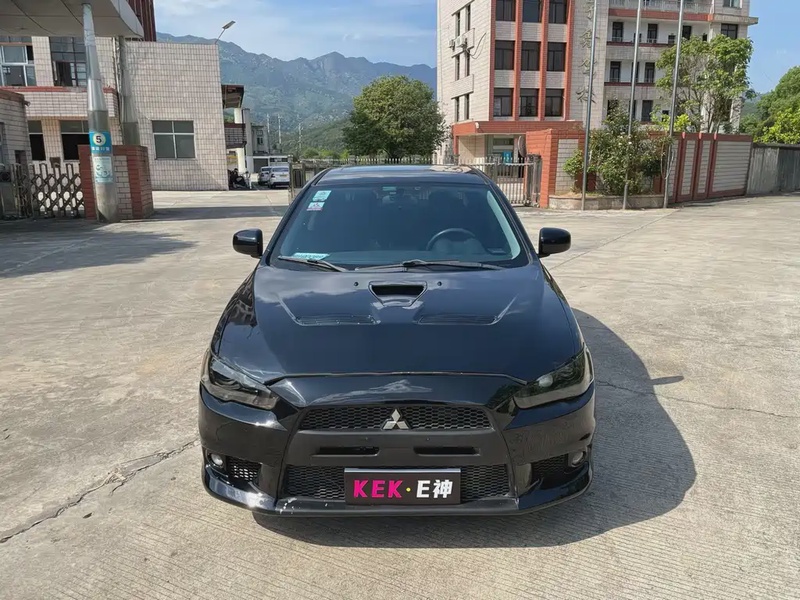 Mitsubishi Lancer