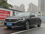 Volkswagen Passat 2022