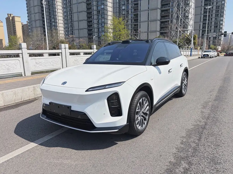 NIO ES6