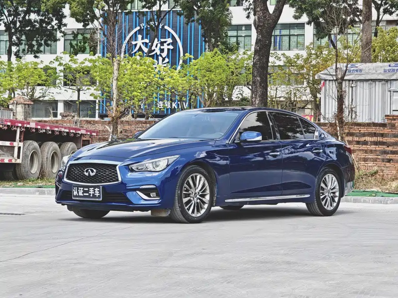 Infiniti Q50
