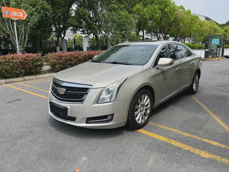 Cadillac XTS