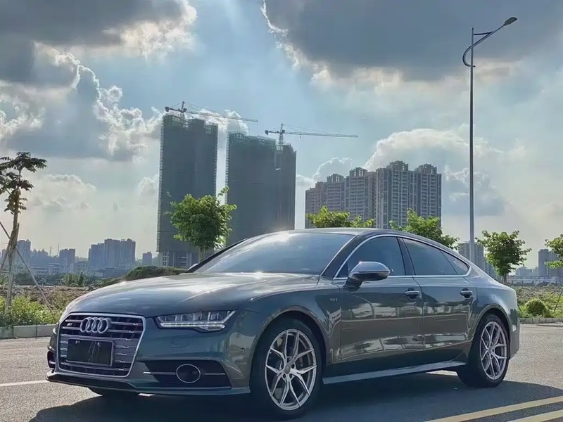 Audi S7