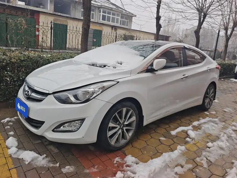 Hyundai Elantra