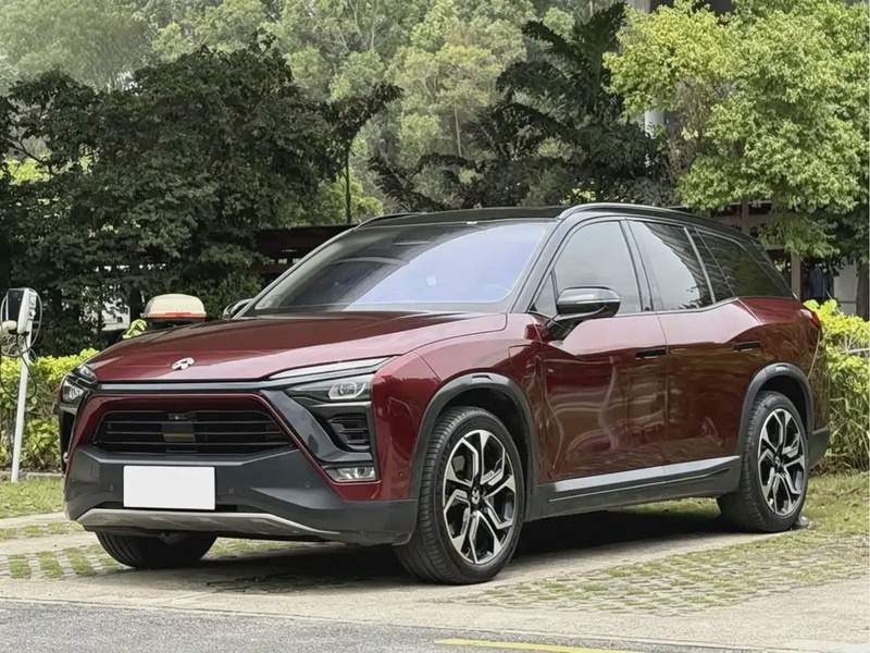 NIO ES8