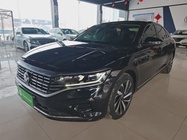 Volkswagen Passat 2022
