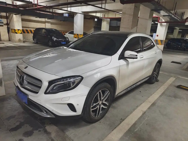 Mercedes-Benz GLA-Class