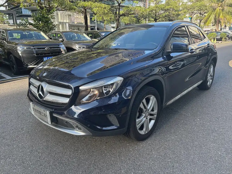 Mercedes-Benz GLA-Class