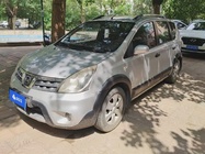 Nissan Livina 2012
