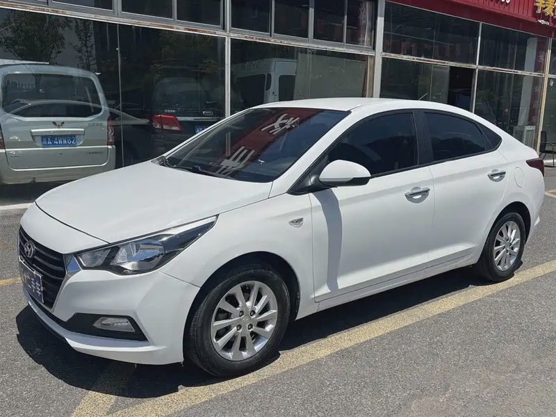 Hyundai Verna