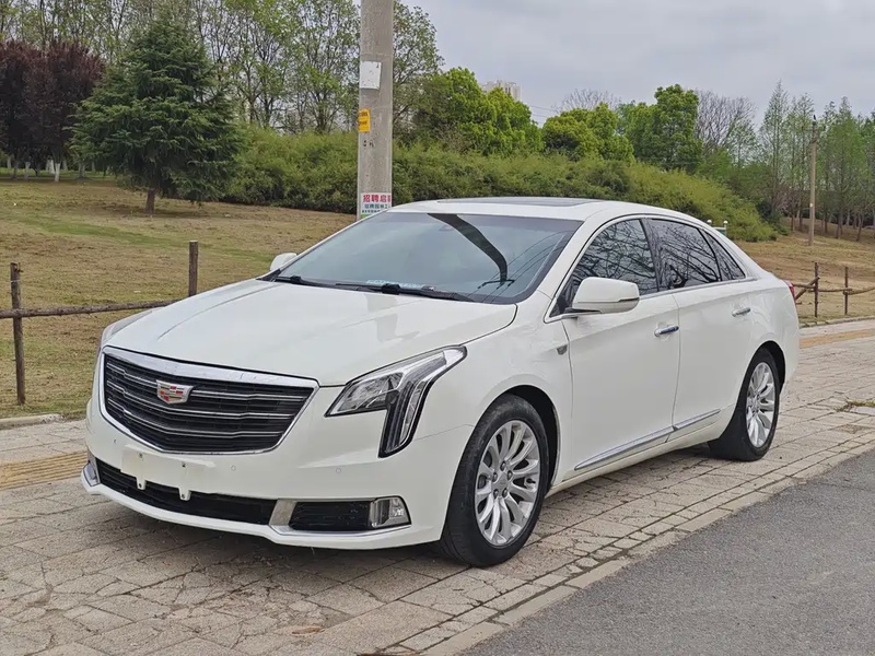 Cadillac XTS
