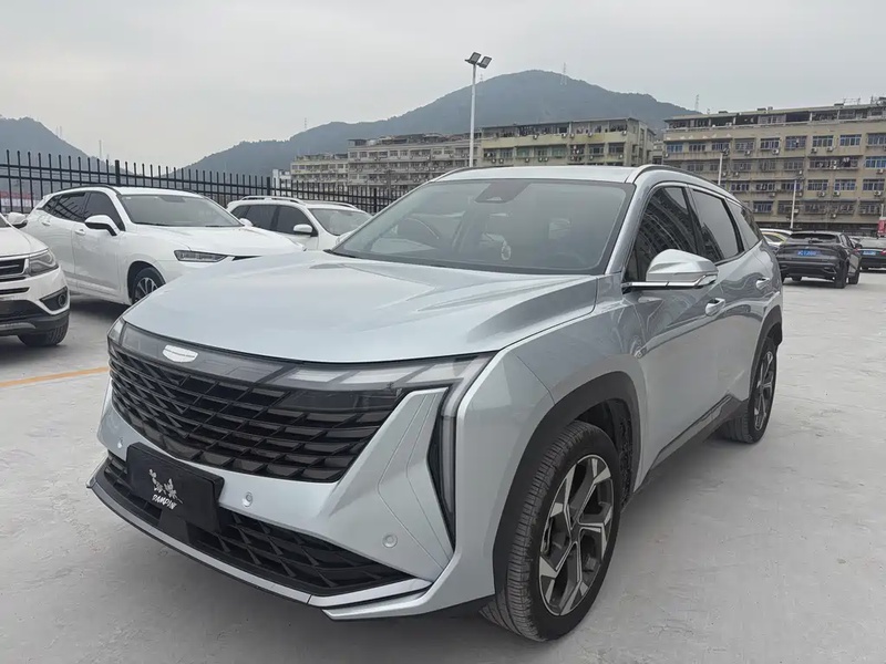 Geely Boyue L