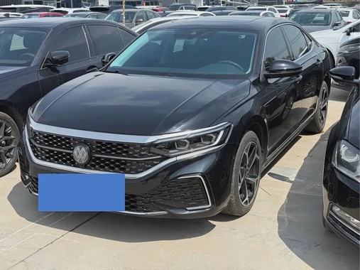 Volkswagen Passat 2025