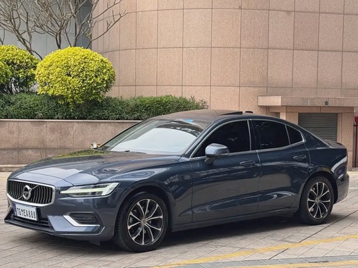 Volvo S60 2021