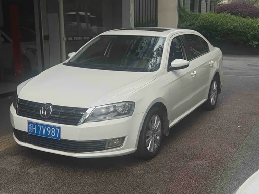 Volkswagen Lavida 2015