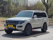 Mitsubishi Pajero 2018