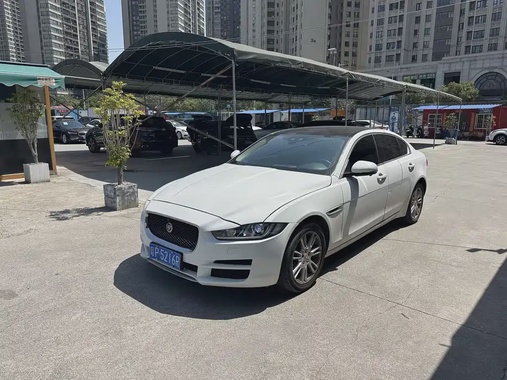 Jaguar XE 2019