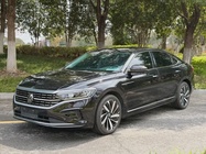 Volkswagen Passat 2023