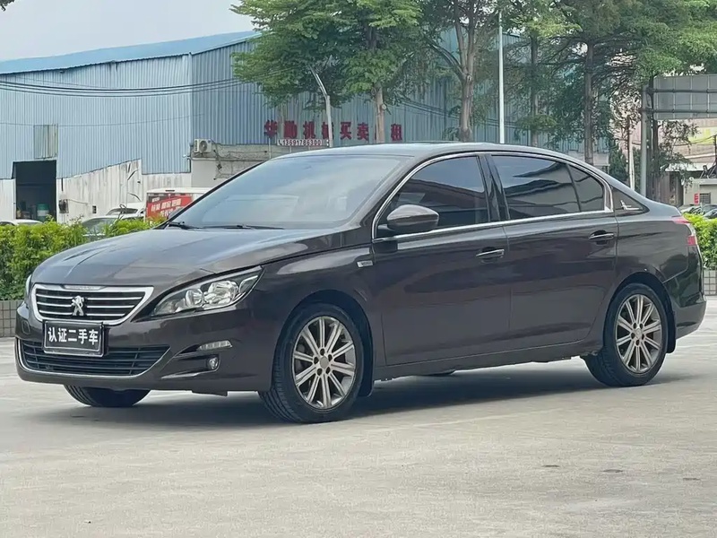 Peugeot 408