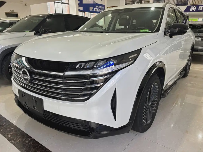 Nissan Teramont