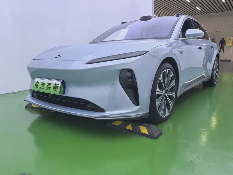 NIO ET5T