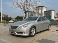 Toyota Reiz 2011
