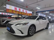 Lexus ES 2024