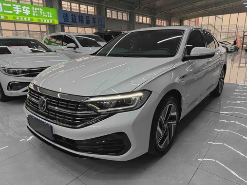 Volkswagen Sagitar 2022