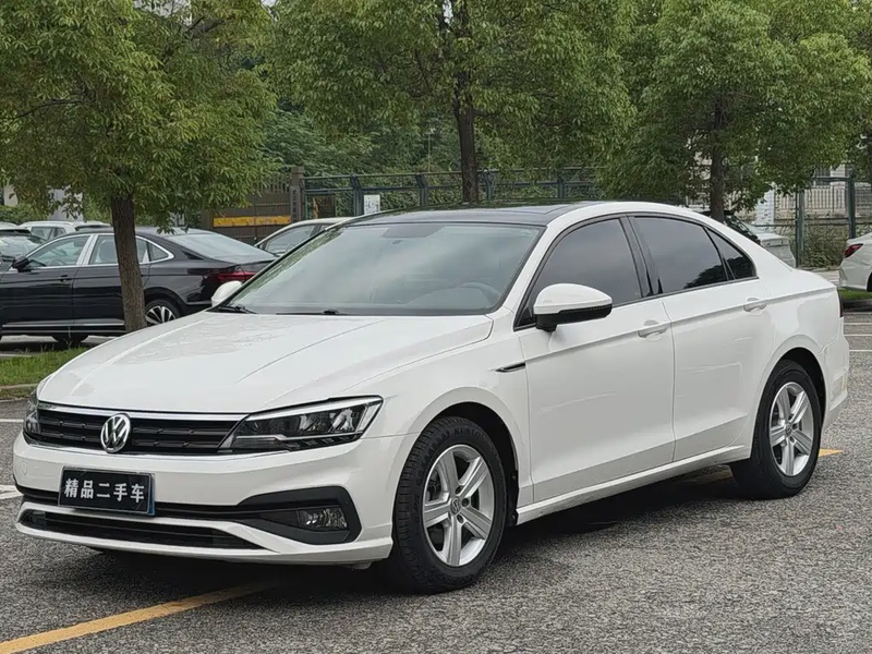 Volkswagen Lamando